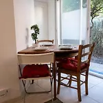 Climatise Avec La Terrasse, Deux Pas Du Metro, Stadium, * Toulouse