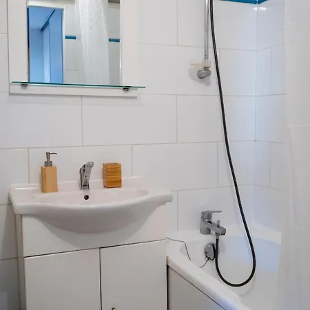 Appartement Climatise Avec La Terrasse, Deux Pas Du Metro, Stadium, Toulouse דירה טולוז