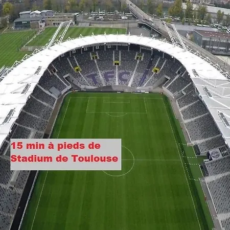 Appartement Climatise Avec La Terrasse, Deux Pas Du Metro, Stadium, Toulouse *