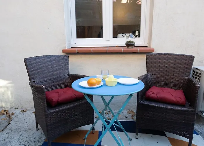 Climatise Avec La Terrasse, Deux Pas Du Metro, Stadium, Lejlighed *