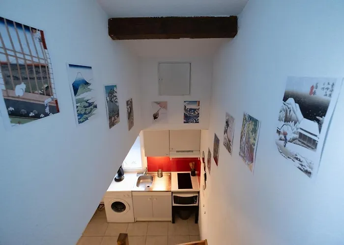 Climatise Avec La Terrasse, Deux Pas Du Metro, Stadium, Toulouse