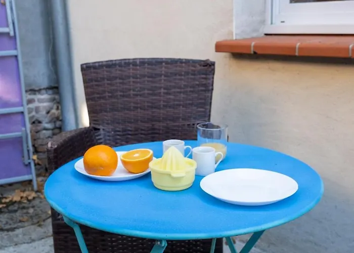 Climatise Avec La Terrasse, Deux Pas Du Metro, Stadium, Apartment *