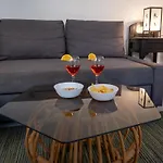 Apartamento Climatise Avec La Terrasse, Deux Pas Du Metro, Stadium, *